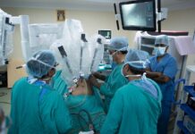 इंदौर के केयर सीएचएल में रोबोटिक सर्जरी की सेवाएं उपलब्ध
