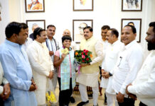 मुख्यमंत्री डॉ. यादव ने अंतर्राष्ट्रीय कुश्ती खिलाड़ी कु. प्रियांशी को दी शाबाशी