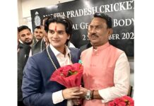 मंत्री श्री तुलसीराम सिलावट ने श्री महाआर्यमन सिंधिया को एमपीसीए अध्यक्ष बनने पर दी बधाईयां