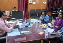 डब्लू एच ओ के राज्य स्तरीय दल ने स्वास्थ्य सेवाओं की जानकारी ली